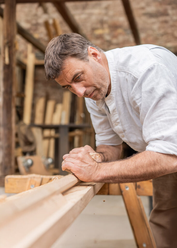 joerg-hohmeister-zimmerei-meisterbetrieb-bebra-hobel-hf-small